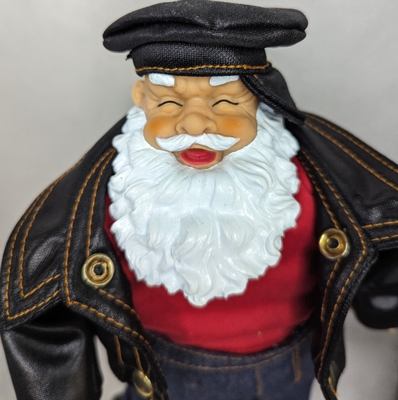 Sock Hop Santa Animated Musical - Picture 2 of 8